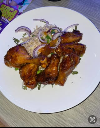 33 Lounge Bar & Popup Restaurant
