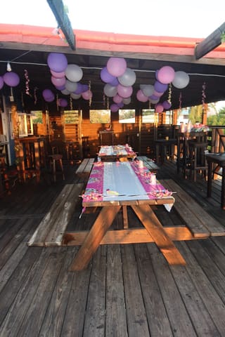 Jream Bar & lounge