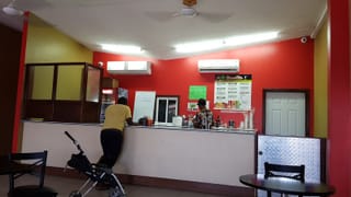 Dong Dong | Chinese Restaurant • Duhaney Park