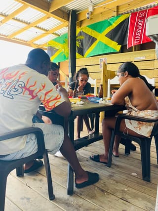 CrisNic Lobster Deck