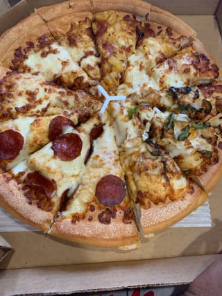 Pizza Hut Northside Plaza