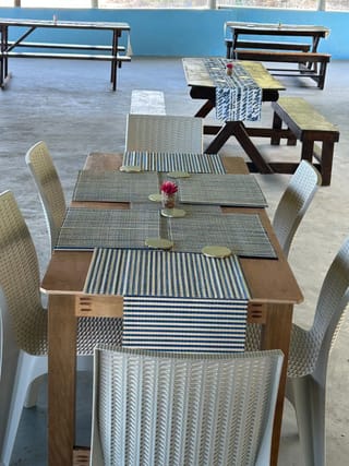 Wallata's C-Food & Grill