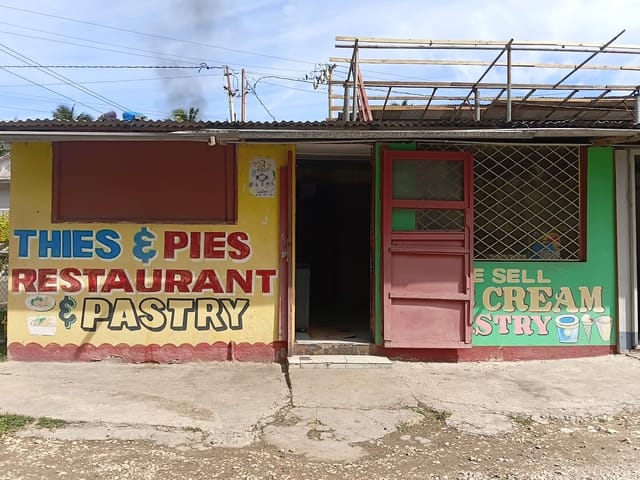 Thies & Pies | Restaurant & Pastry