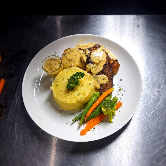 The Gardens Exclusive Restaurant